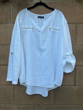 Ellen Tracy White Linen Top with Gold Accents and Roll Up Sleeves